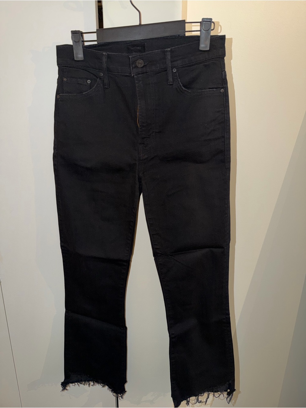 MOTHER Black Insider Crop Two-Step Fray Jeans